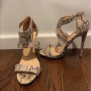 Liliana snakeskin heels size 8